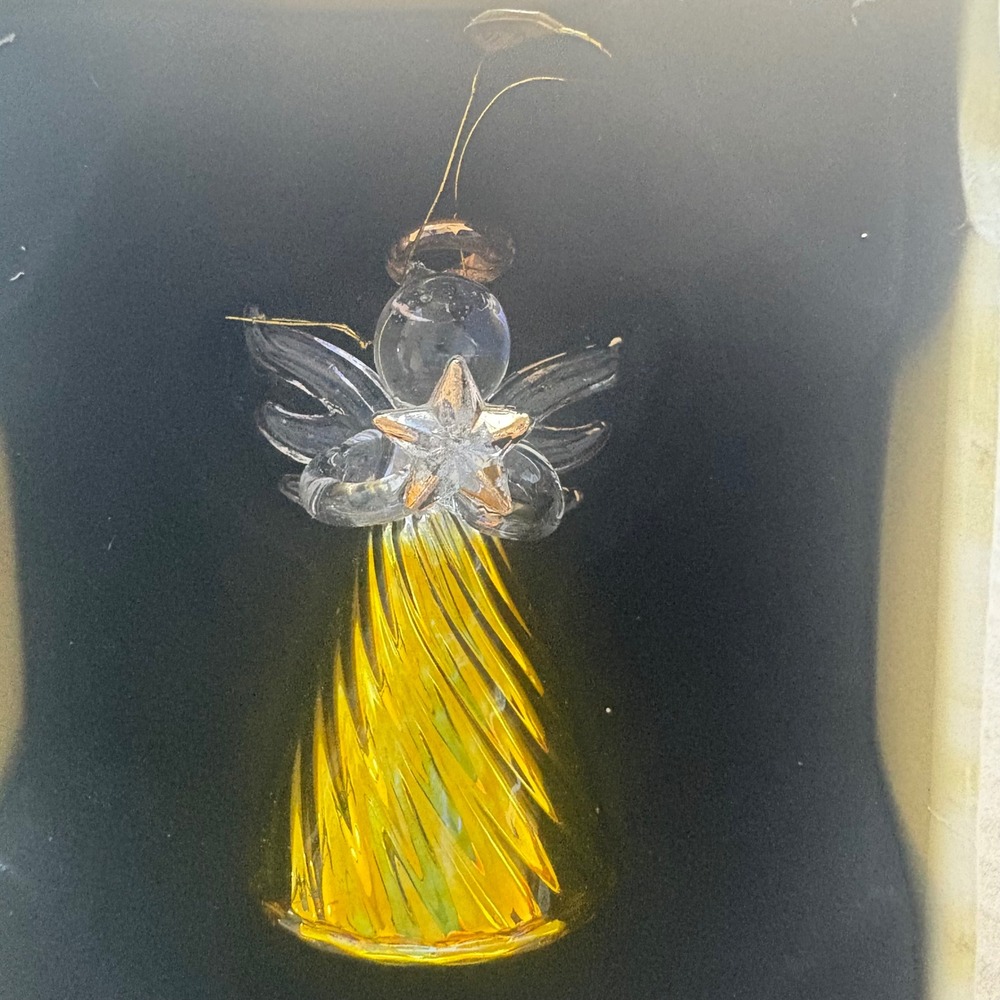 Stradivo Christmas Angel Handcrafted‎ Glass Ornament Yellow Star New in Box